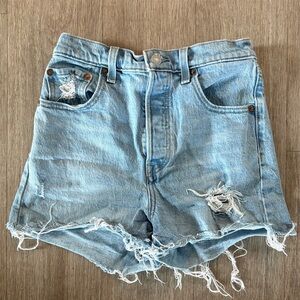 Levi’s Ribcage Denim Shorts Size 26
